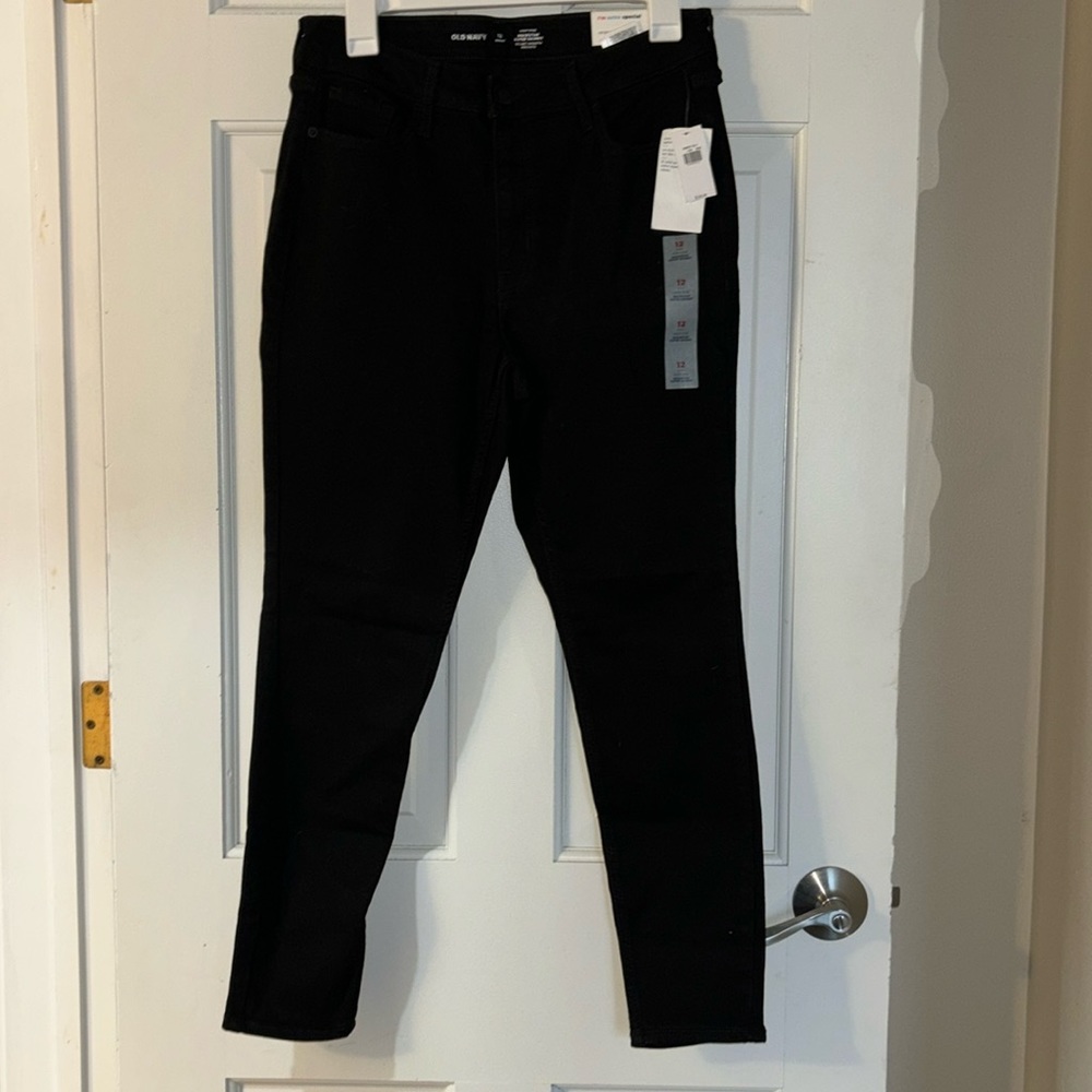 NWT Old Navy high rise rockstar super skinny jeans SHORT